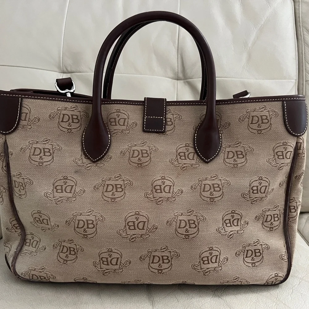 Rooney & Bourke Donegal Crest double handle satchel Dooney & Bourke